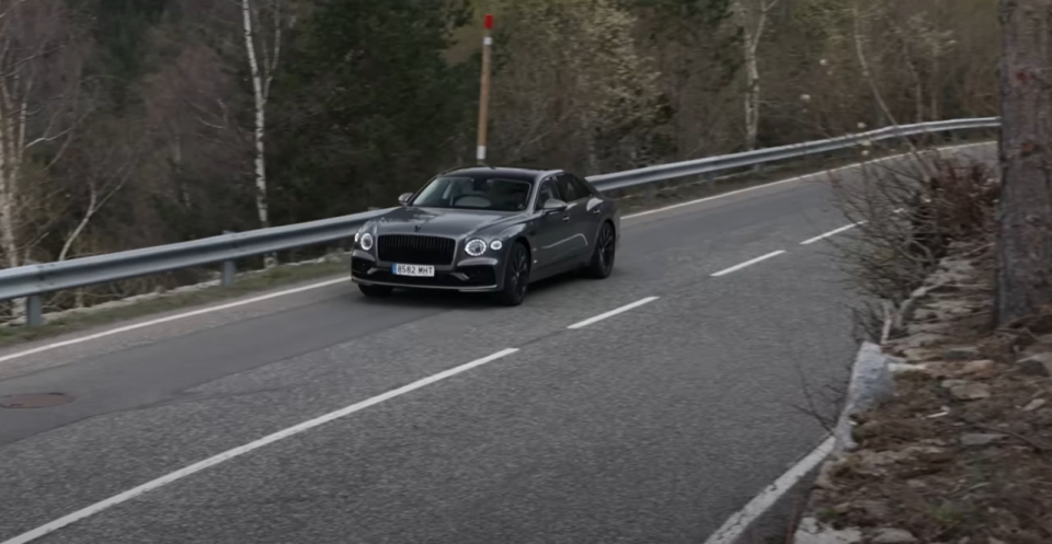 Новый Bentley Flying Spur