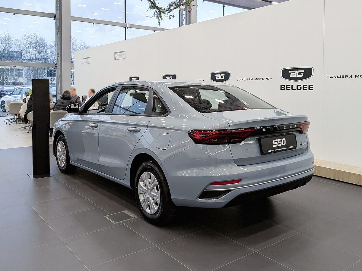 Belgee S50, вид сзади